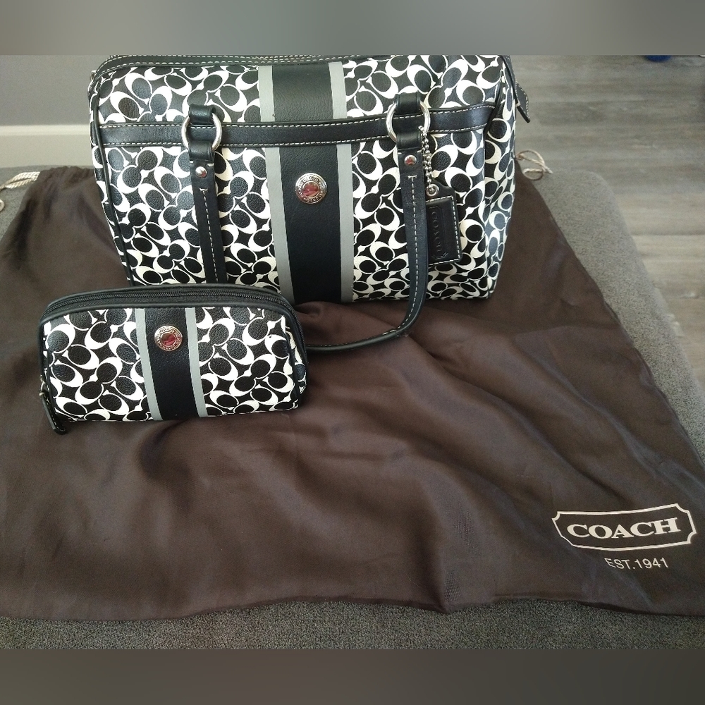 Coach Chelsea handbag/wallet coin purse/storage bag lot